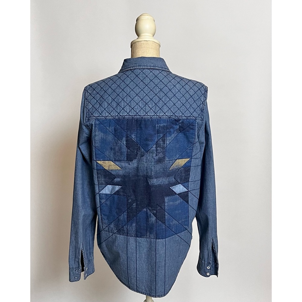 Roxy Chambray Long Sleeve Top with Boho Quilting Detail Sz M